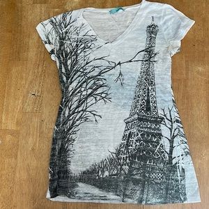 Black and white Paris tee